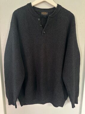 Woolrich Men’s Charcoal Crewneck Henley Sweater